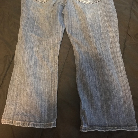 Maurices 13/14 Capris - Picture 4 of 4